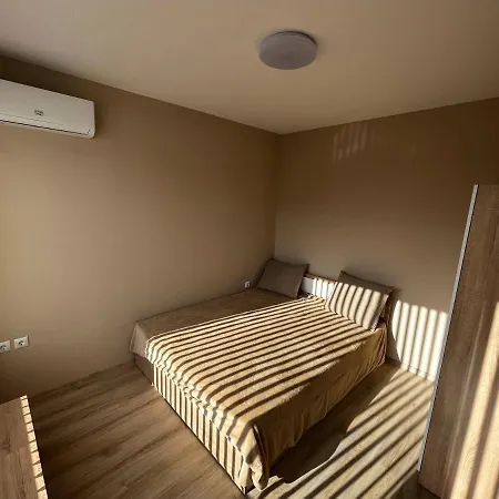 Valemar Apartment