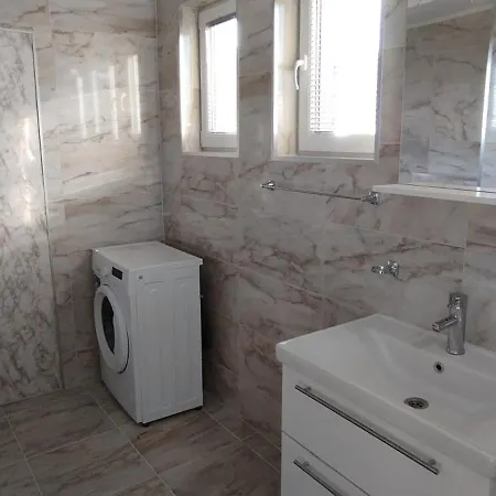 Valemar Apartment